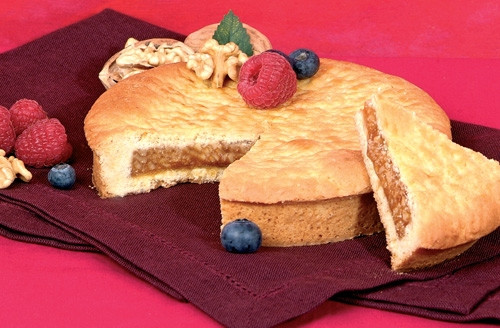 Gâteau Dauphinois fourré aux noix et au miel