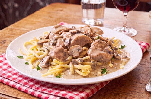 Emincé de porc et spaetzle 320 g