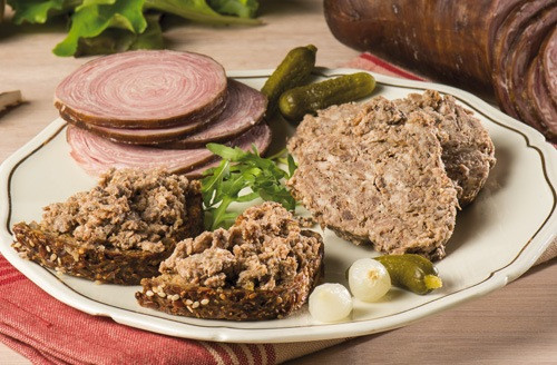 Terrine de campagne à l’andouille de Guémené