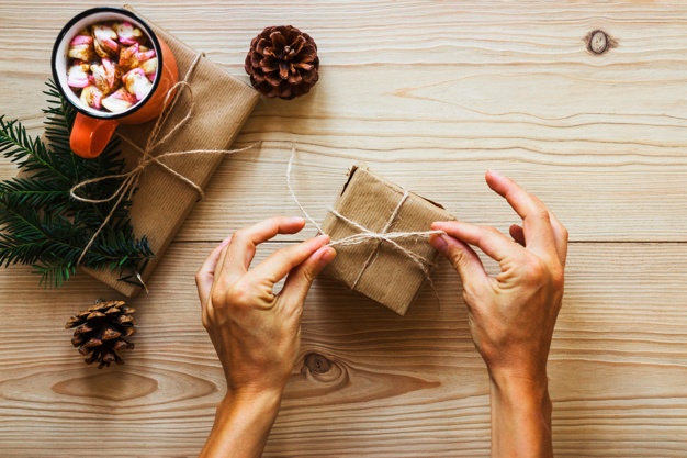 Fabriquer des ballotins de Noël - Idée DIY et Bricolage pour les fêtes -  Photos et explications